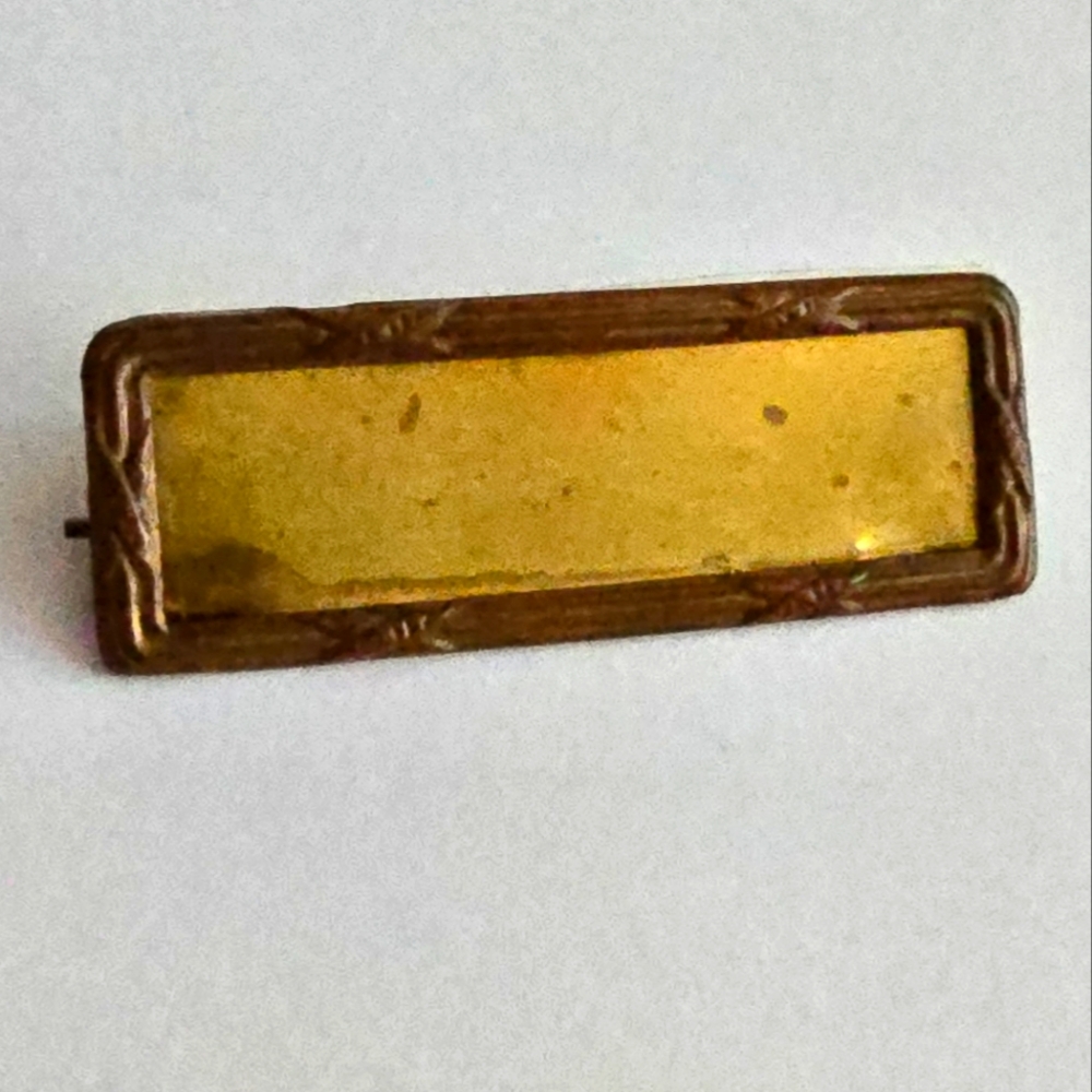 Vintage frame brooch photo name tag gold tone pin